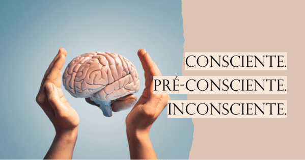 Mãos em volta de um cérebro